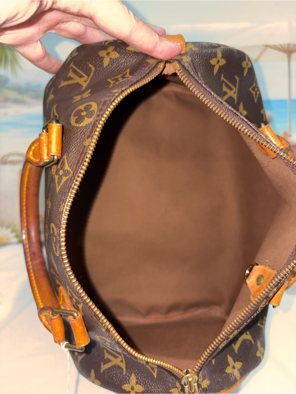 Authentic Louis Vuitton Speedy 30 w/ certificate - Picture 8 of 13
